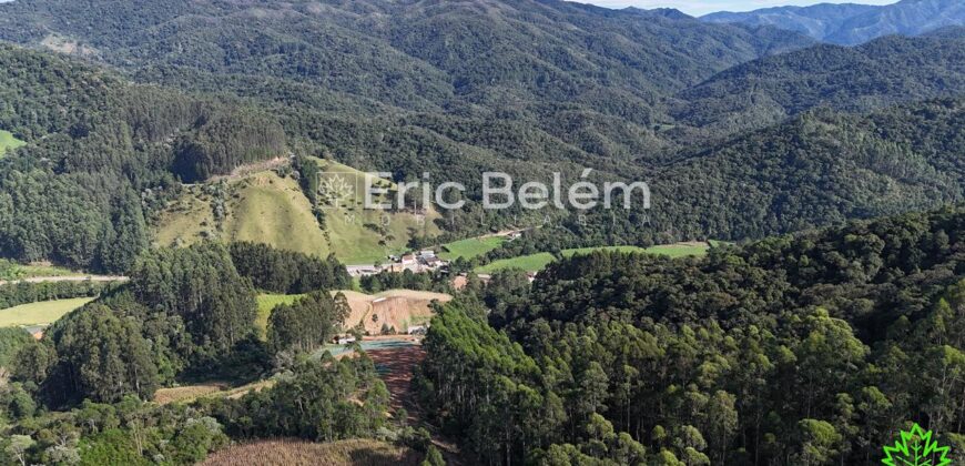 Área de 8 Hectares com Vista Panorâmica e Água Natural – Próximo à SC-108 | Anitápolis/SC