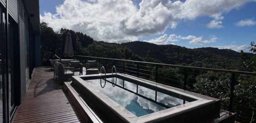 Casa Maravilhosa com Vista Deslumbrante
