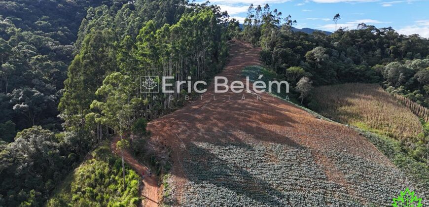 Área de 8 Hectares com Vista Panorâmica e Água Natural – Próximo à SC-108 | Anitápolis/SC