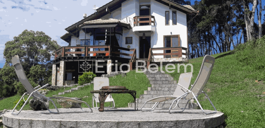 Casa maravilhosa, com 4 suítes no Condomínio Golf Santa Rita – Rancho Queimado – SC