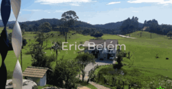 Casa maravilhosa, com 4 suítes no Condomínio Golf Santa Rita – Rancho Queimado – SC