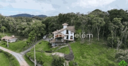 Casa maravilhosa, com 4 suítes no Condomínio Golf Santa Rita – Rancho Queimado – SC