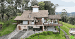 Casa maravilhosa, com 4 suítes no Condomínio Golf Santa Rita – Rancho Queimado – SC