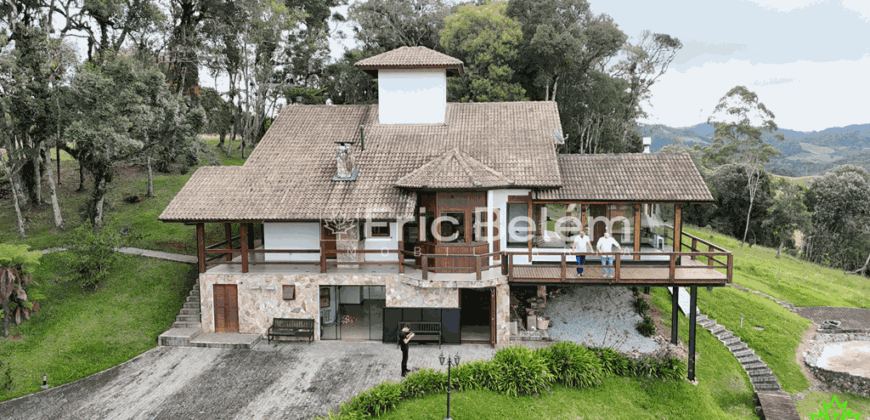 Casa maravilhosa, com 4 suítes no Condomínio Golf Santa Rita – Rancho Queimado – SC