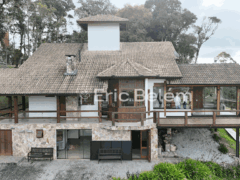 Casa maravilhosa, com 4 suítes no Condomínio Golf Santa Rita – Rancho Queimado – SC