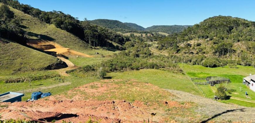TERRENO URBANO A MENOS DE 2KM DO CENTRO DE RANCHO QUEIMADO
