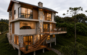CASA DE ALTO PADRÃO EM CONSTRUÇÃO NO CONDOMÍNIO COSTA DA SERRA – VILA DA CACHOEIRA | RANCHO QUEIMADO/SC