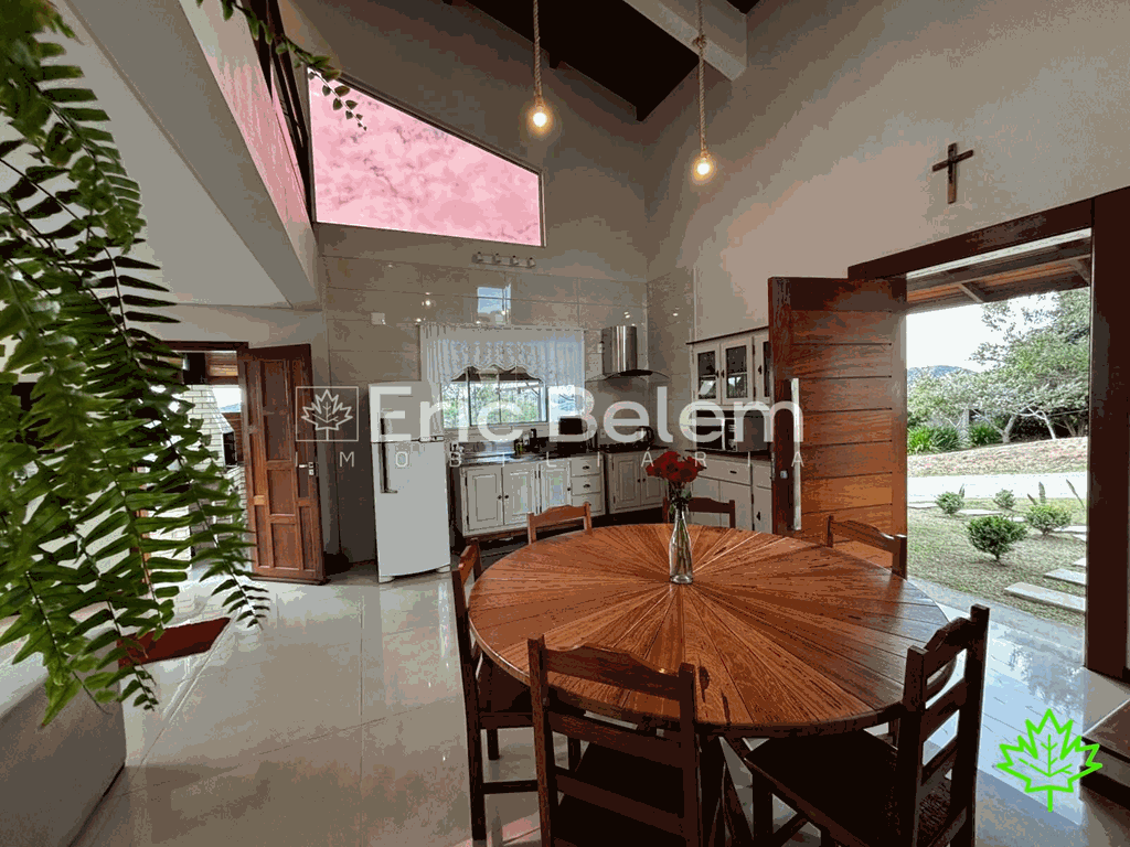 Casa para a família aproveitar, relaxar e curtir a natureza. Condomínio Village da Montanha – Rancho Queimado – SC – VMC58