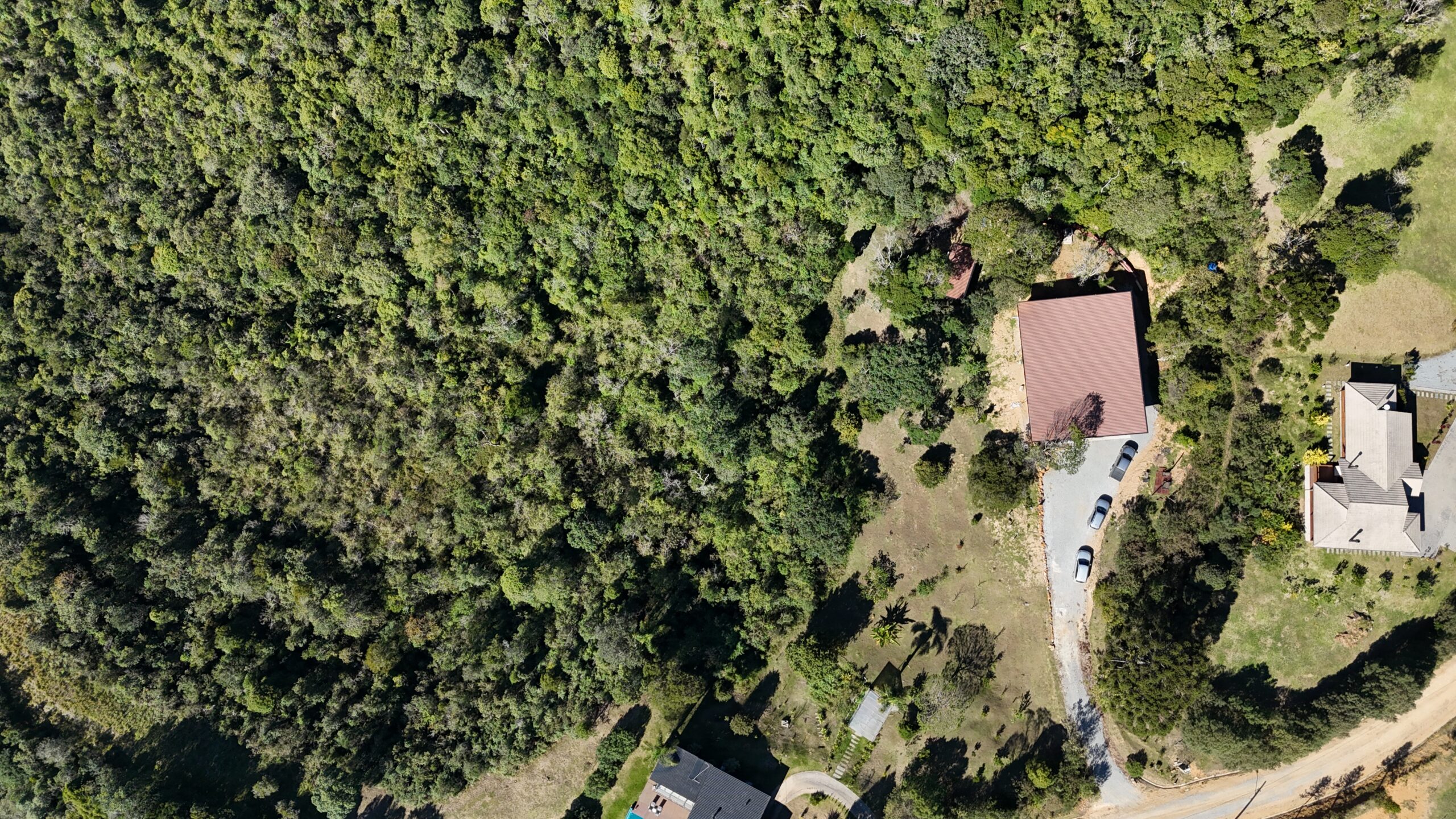 Casa á venda no condomínio Amigos do Rancho
