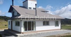 Residência no Condomínio Rural Bella Serra, com dois terrenos – Racho Queimado – SC – BS4445