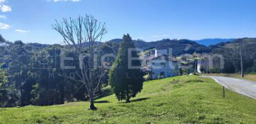 LOTE DE 1.067m² NO CONDOMÍNIO VILLAGE DA MONTANHA – VILA DA CACHOEIRA – 63 | RANCHO QUEIMADO/SC