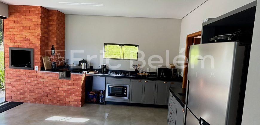 CASA EM MEIO À NATUREZA NO CONDOMÍNIO PALO ALTO – TAQUARAS