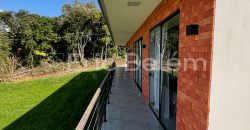 CASA EM MEIO À NATUREZA NO CONDOMÍNIO PALO ALTO – TAQUARAS