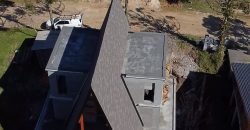 Casa estilo chalé à venda – Condomínio Costa da serra