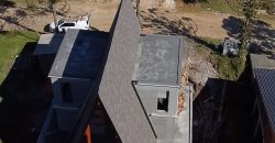 Casa estilo chalé à venda – Condomínio Costa da serra