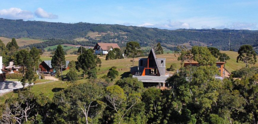 Casa estilo chalé à venda – Condomínio Costa da serra