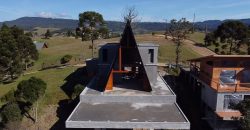 Casa estilo chalé à venda – Condomínio Costa da serra